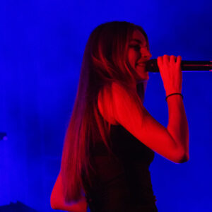 Photo de la performance de Adèle Castillon lors du festival BTR 2025