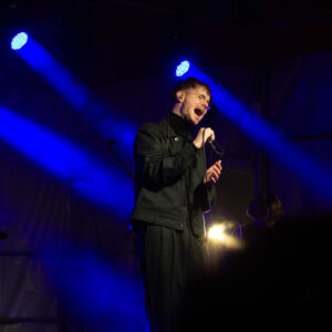 Photo de la performance de Léman lors du festival BTR 2025